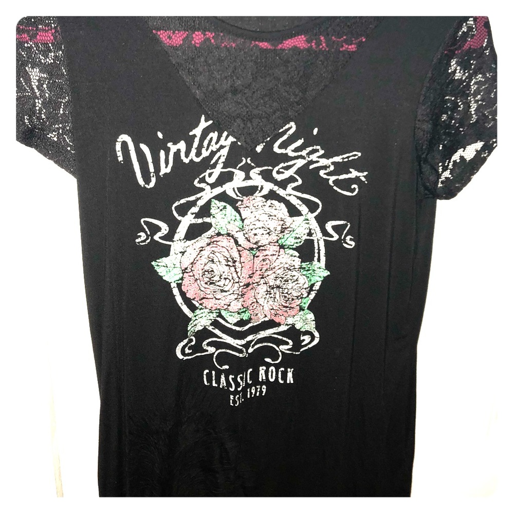 Graphic tee